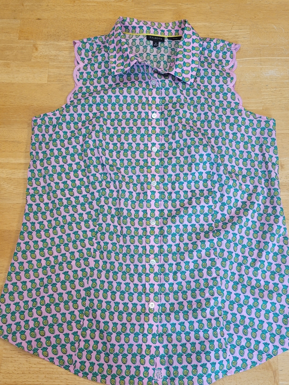 Talbots Shirt Sleeveless Pink Button Down Pineapple Scalloped Hem Non-Iron 10